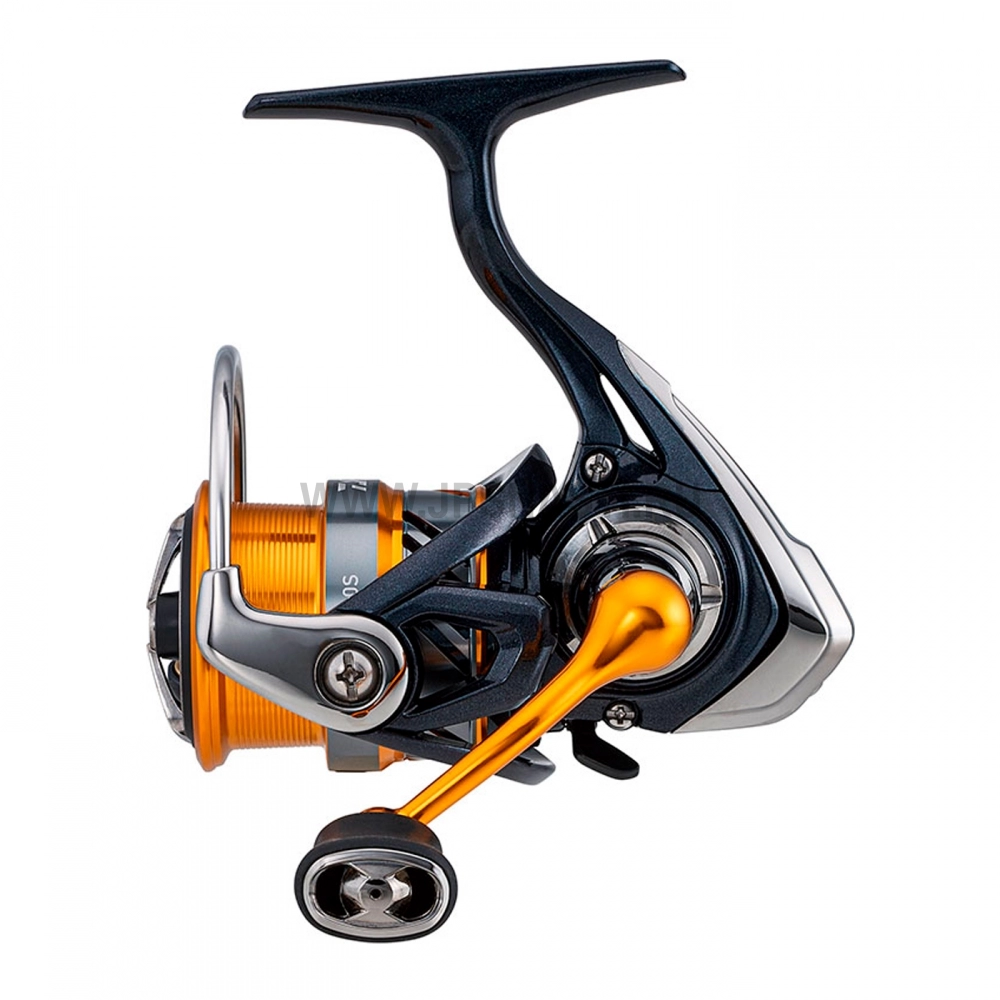 Катушка Daiwa 20 Revros LT 2000S